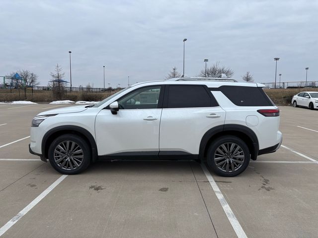 2025 Nissan Pathfinder SL
