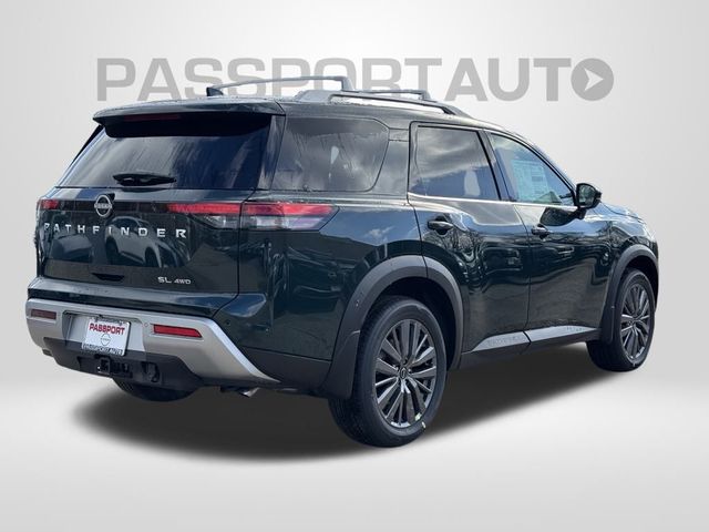 2025 Nissan Pathfinder SL