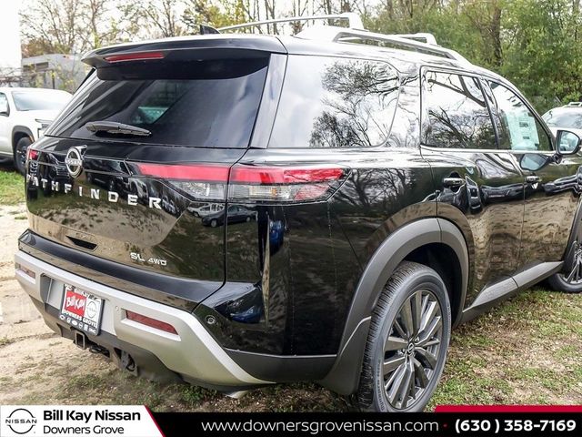 2025 Nissan Pathfinder SL