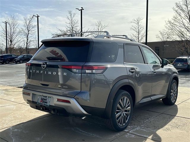 2025 Nissan Pathfinder SL