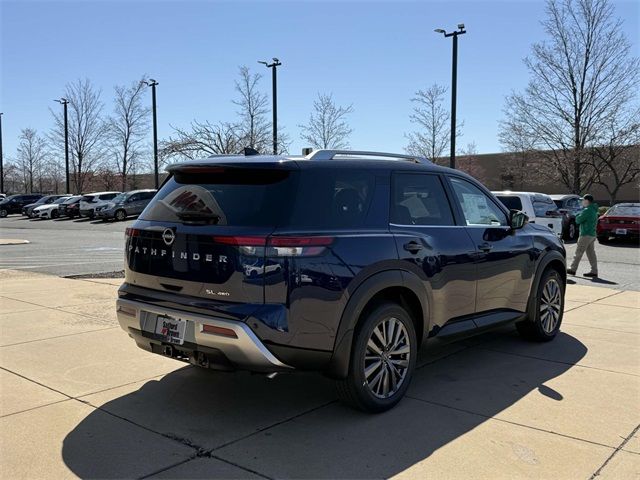 2025 Nissan Pathfinder SL
