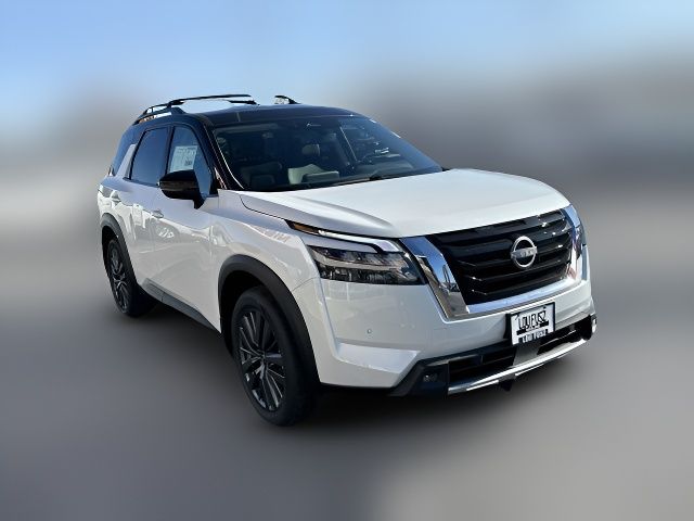 2025 Nissan Pathfinder SL