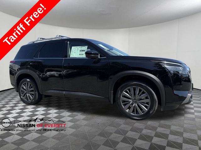 2025 Nissan Pathfinder SL