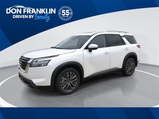 2025 Nissan Pathfinder SL