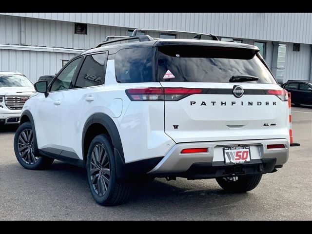 2025 Nissan Pathfinder SL