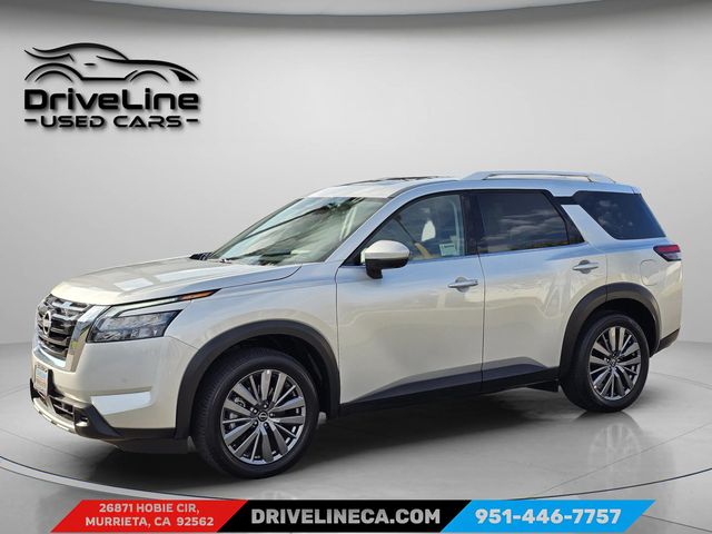 2025 Nissan Pathfinder SL