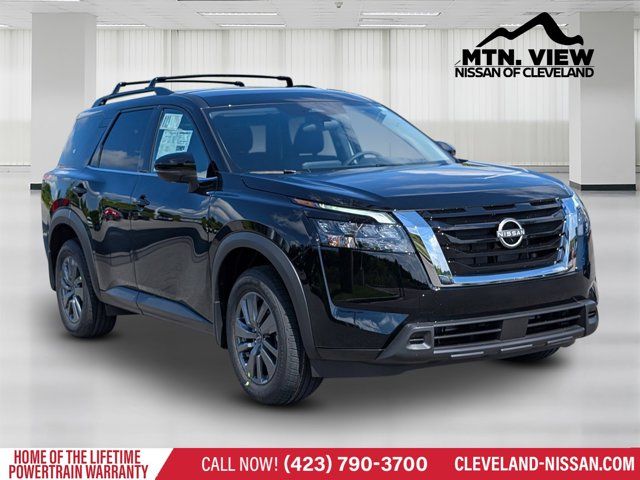 2025 Nissan Pathfinder SV