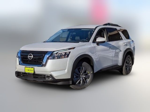 2025 Nissan Pathfinder SV