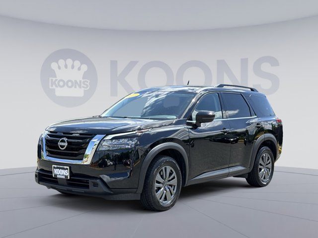 2025 Nissan Pathfinder SV