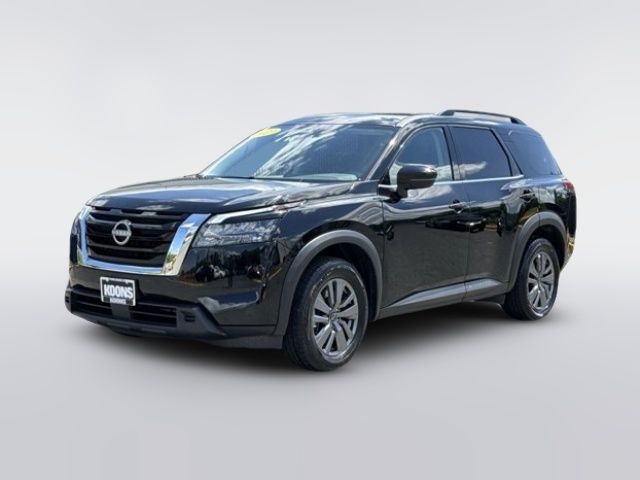2025 Nissan Pathfinder SV