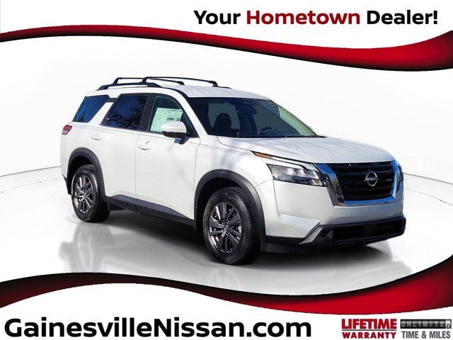 2025 Nissan Pathfinder SV