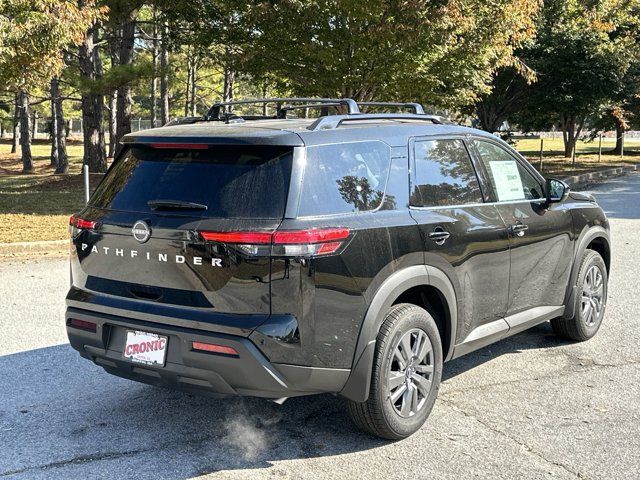 2025 Nissan Pathfinder SV