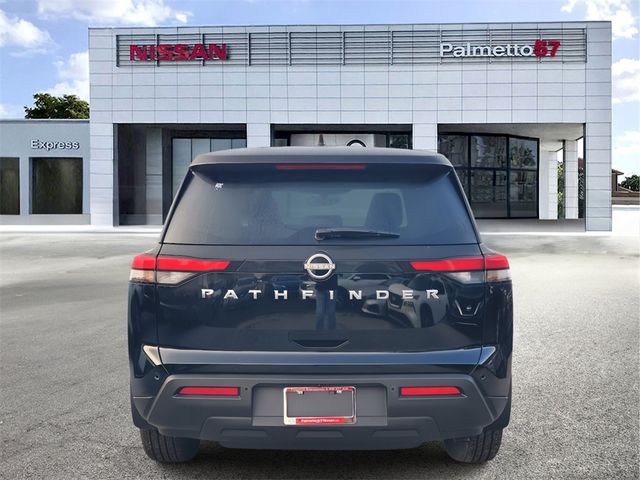 2025 Nissan Pathfinder SV