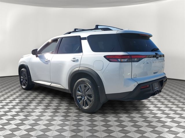 2025 Nissan Pathfinder SV