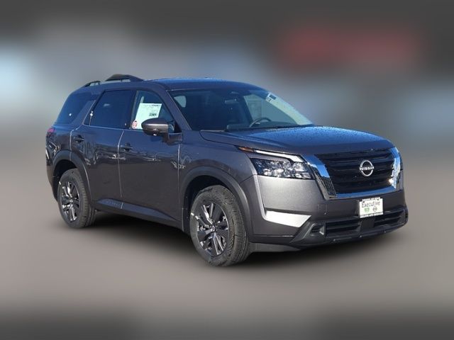 2025 Nissan Pathfinder SV