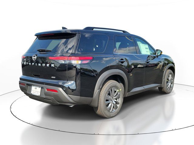 2025 Nissan Pathfinder SV