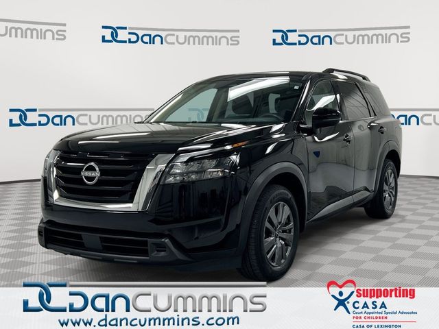 2025 Nissan Pathfinder SV