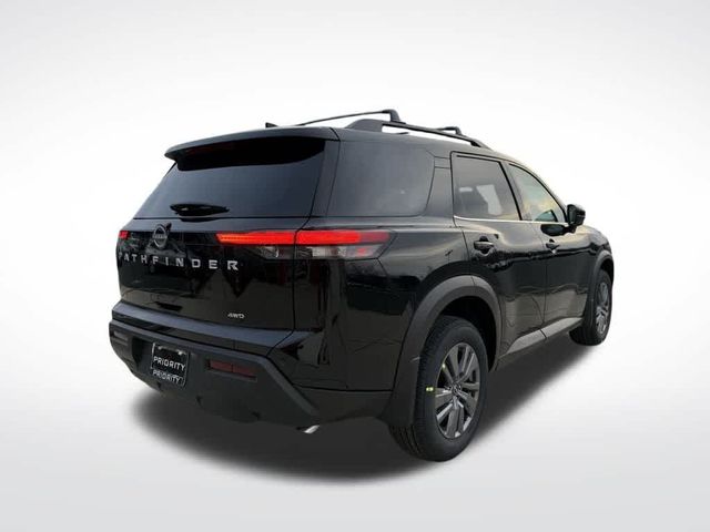 2025 Nissan Pathfinder SV