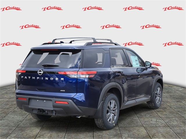 2025 Nissan Pathfinder SV