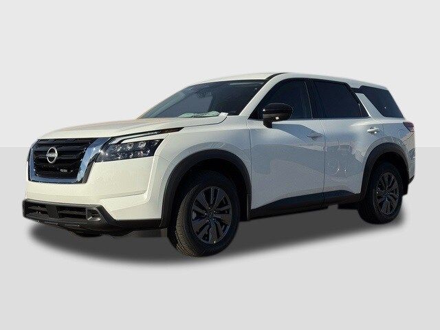 2025 Nissan Pathfinder S