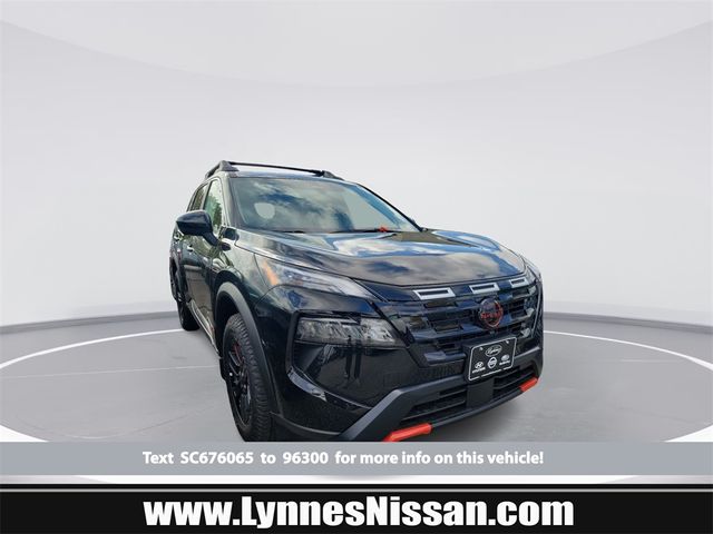 2025 Nissan Rogue Rock Creek