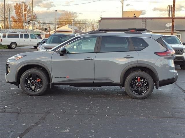 2025 Nissan Rogue Rock Creek