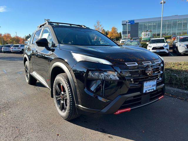 2025 Nissan Rogue Rock Creek