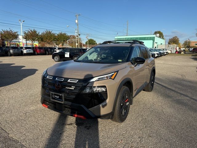 2025 Nissan Rogue Rock Creek