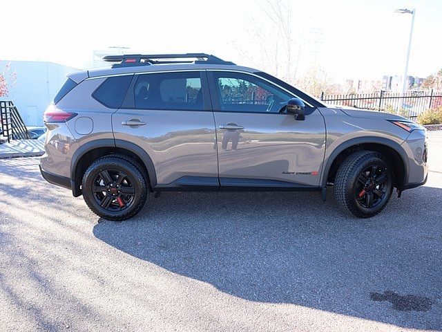 2025 Nissan Rogue Rock Creek