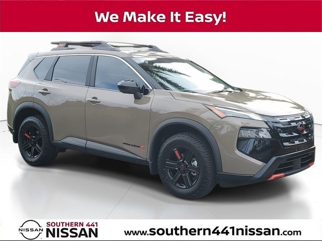 2025 Nissan Rogue Rock Creek