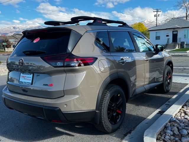 2025 Nissan Rogue Rock Creek