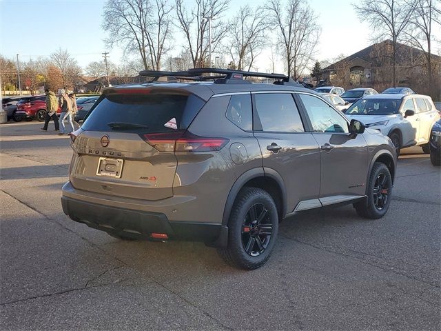 2025 Nissan Rogue Rock Creek