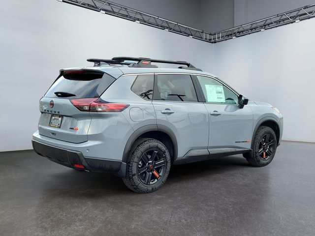 2025 Nissan Rogue Rock Creek