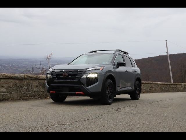 2025 Nissan Rogue Rock Creek