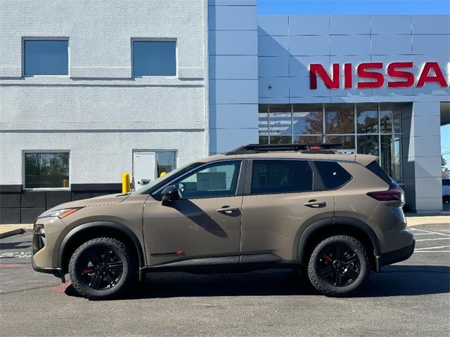 2025 Nissan Rogue Rock Creek