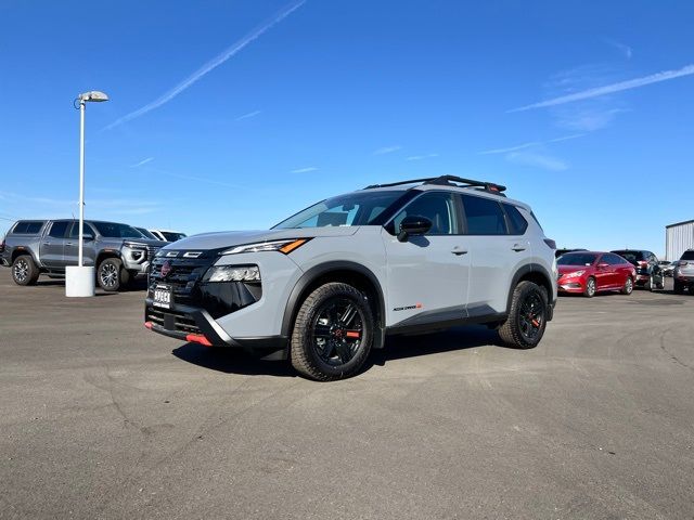 2025 Nissan Rogue Rock Creek