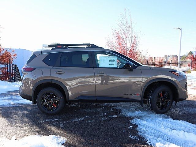 2025 Nissan Rogue Rock Creek