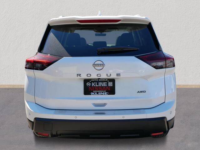 2025 Nissan Rogue SV