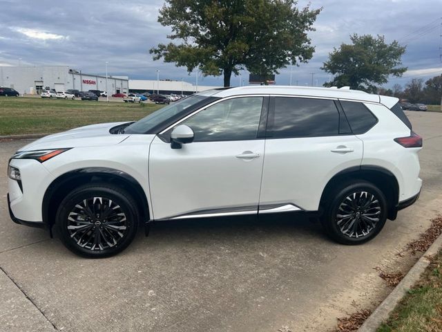 2025 Nissan Rogue Platinum