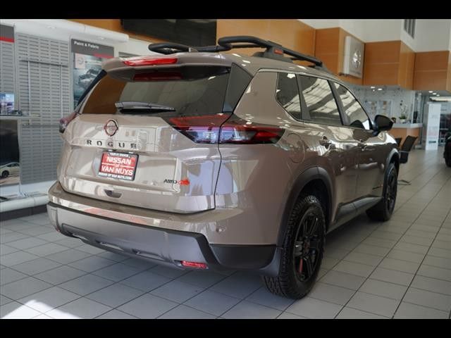 2025 Nissan Rogue Rock Creek