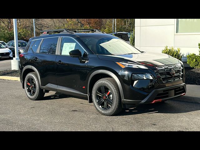 2025 Nissan Rogue Rock Creek