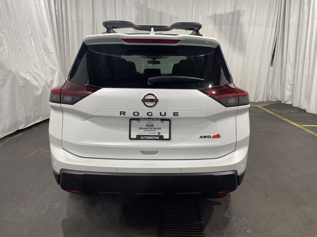 2025 Nissan Rogue Rock Creek