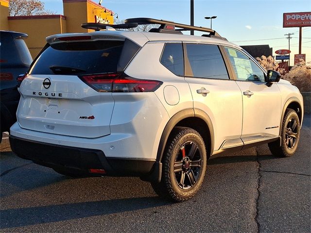 2025 Nissan Rogue Rock Creek