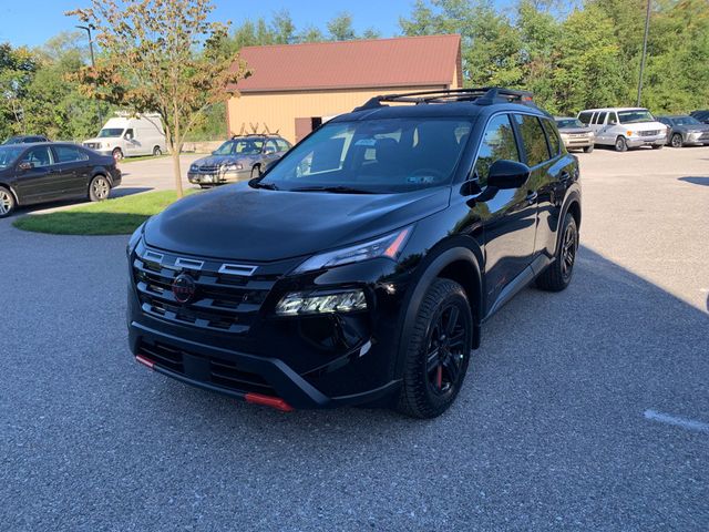 2025 Nissan Rogue Rock Creek