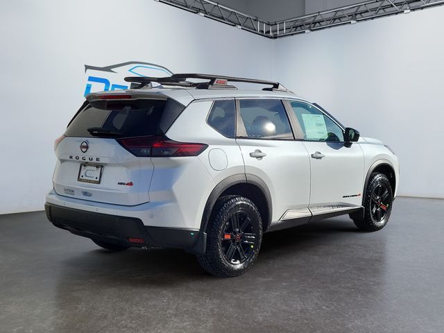 2025 Nissan Rogue Rock Creek