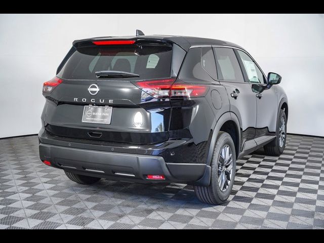 2025 Nissan Rogue S