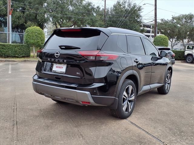 2025 Nissan Rogue SL