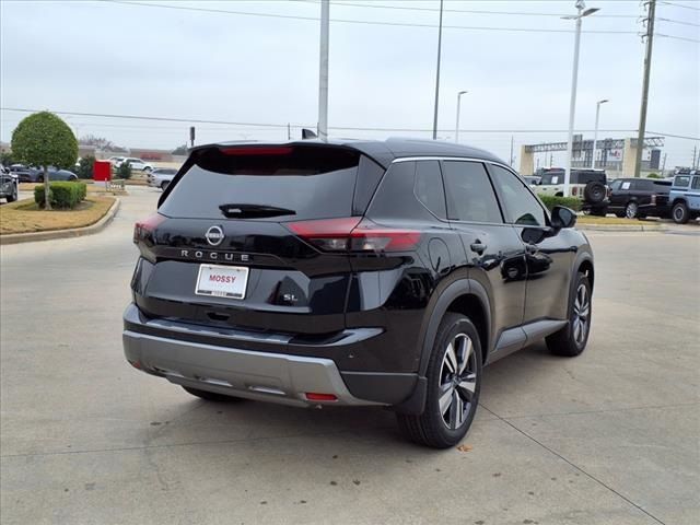 2025 Nissan Rogue SL