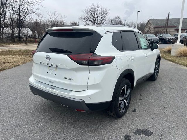 2025 Nissan Rogue SL