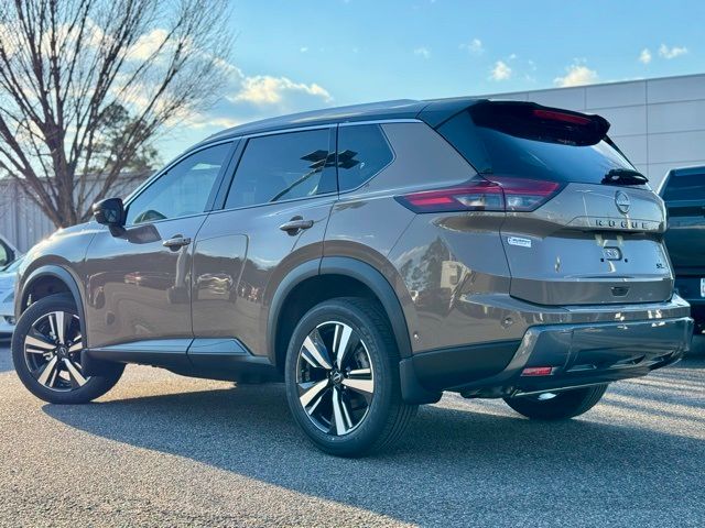 2025 Nissan Rogue SL